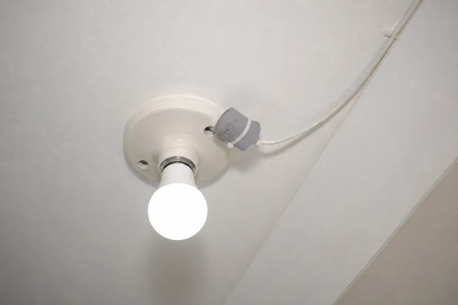 An AetherLux LiFi ceiling fitting